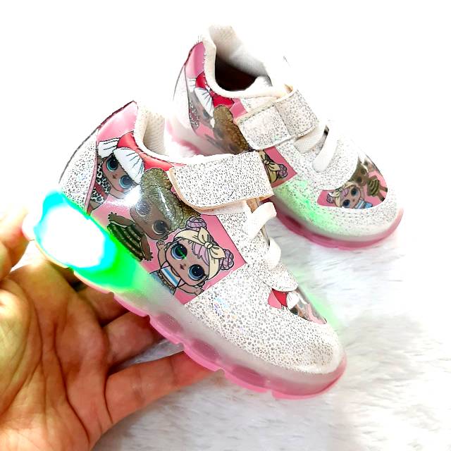 Sepatu Anak Perempuan Lampu Led Sneakers LOL-22，Putih