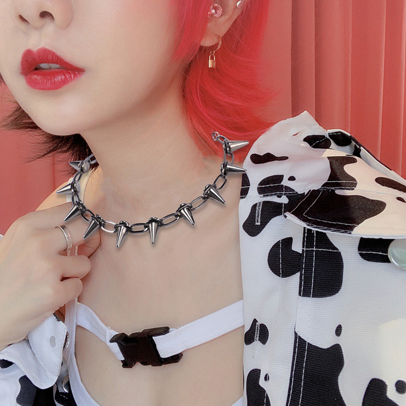 Metal Spikes Studs Rivets Punk Goth Kalung Choker Kerah