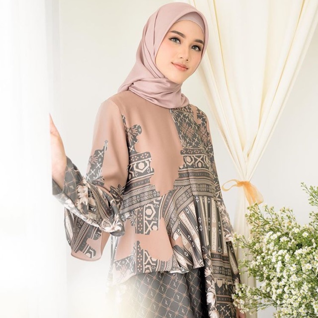 Jeumpa blouse by wearingklamby