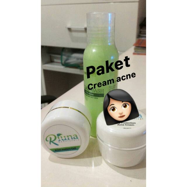 krim wajah untuk kulit jerawat ..asli racikan dokter tanpa efek apa2...bye bye jerawat