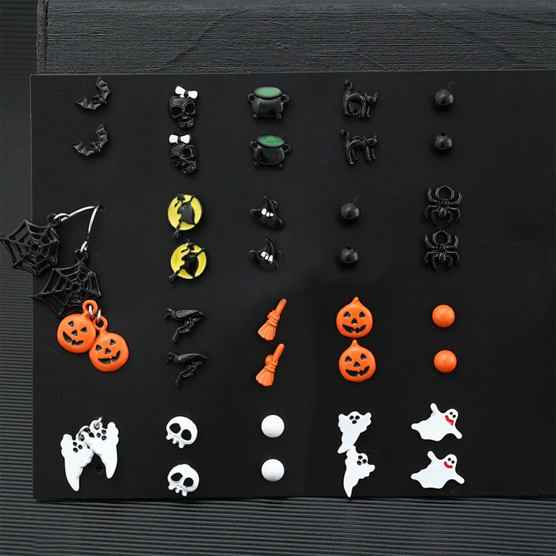 20 Pasang Anting Stud Desain Tengkorak Gelap Untuk Halloween