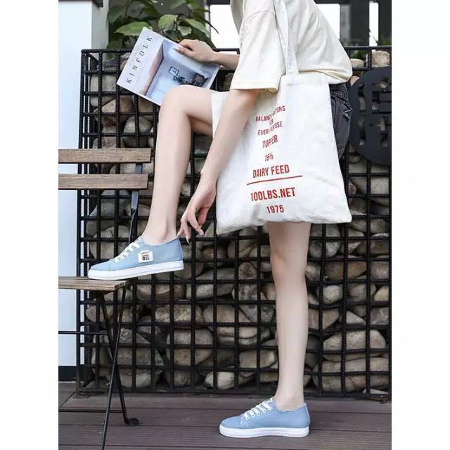 Sepatu Wanita Sepatu Perempuan Sepatu Cewek Sepatu Santai Kekinian Sepatu Remaja Sepatu Levis Denim