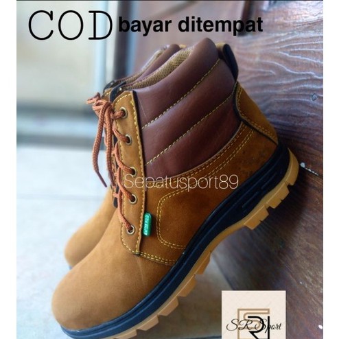 Sepatu safety/Sepatu safety pria/Sepatu Kickers/Sepatu safety boots terbaru/Grade original