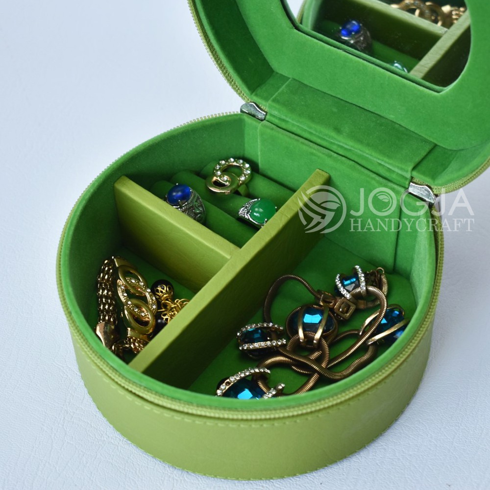 Kotak Emas Tempat Perhiasan &amp; Aksesoris / Traveller Jewelry Box