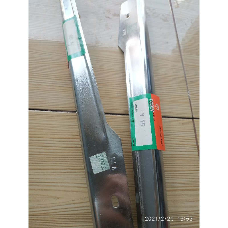 tutup rantai Yamaha v75 v80 v 75/80 katengkas ketengkas setengkas NOS