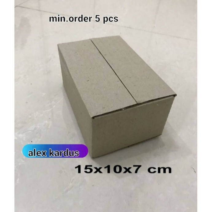 

Kardus / box / uk. 15x10x7 cm /; karton packing polos baru ST
