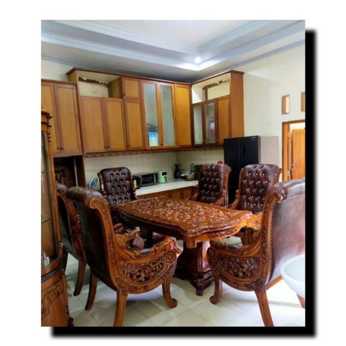 SET MEJA KURSI MAKAN MEWAH KURSI MAKAN UKIRAN JEPARA MEJA MAKAN JATI
