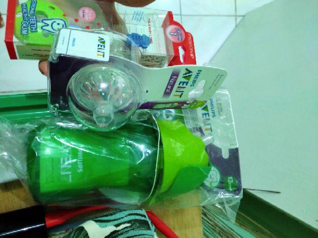 Philips Avent Straw Cup Bendy Bottle 300ml 10oz 12m+ Botol Minum Sedotan Boy Green / Pink Girl