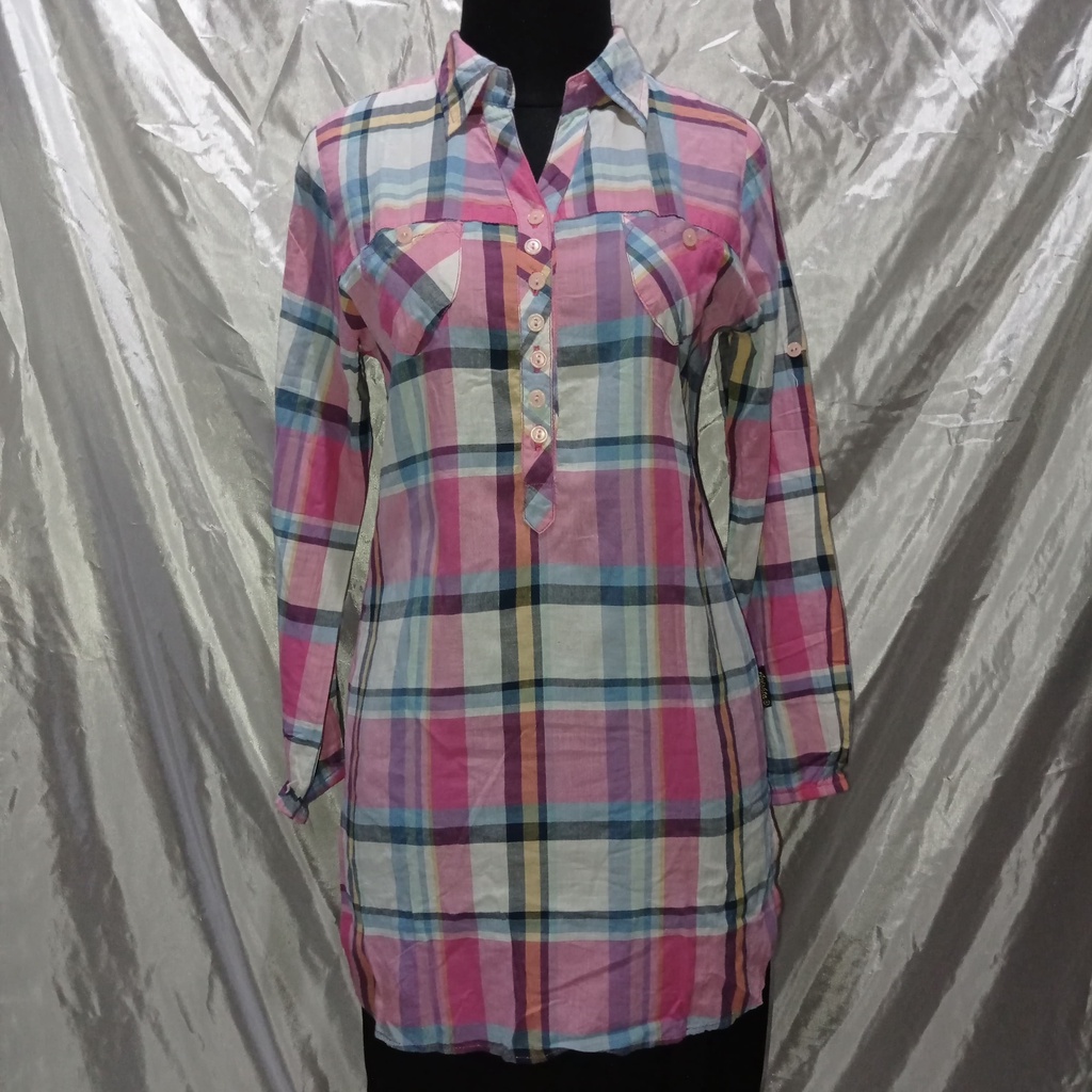 Kemeja Wanita Kotak Kotak Pink Putih Auristha *Preloved*
