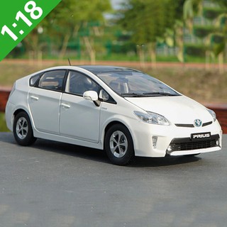 toyota prius diecast