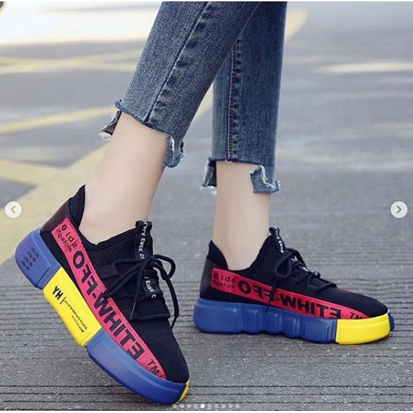 Sepatu Sneakers 8828