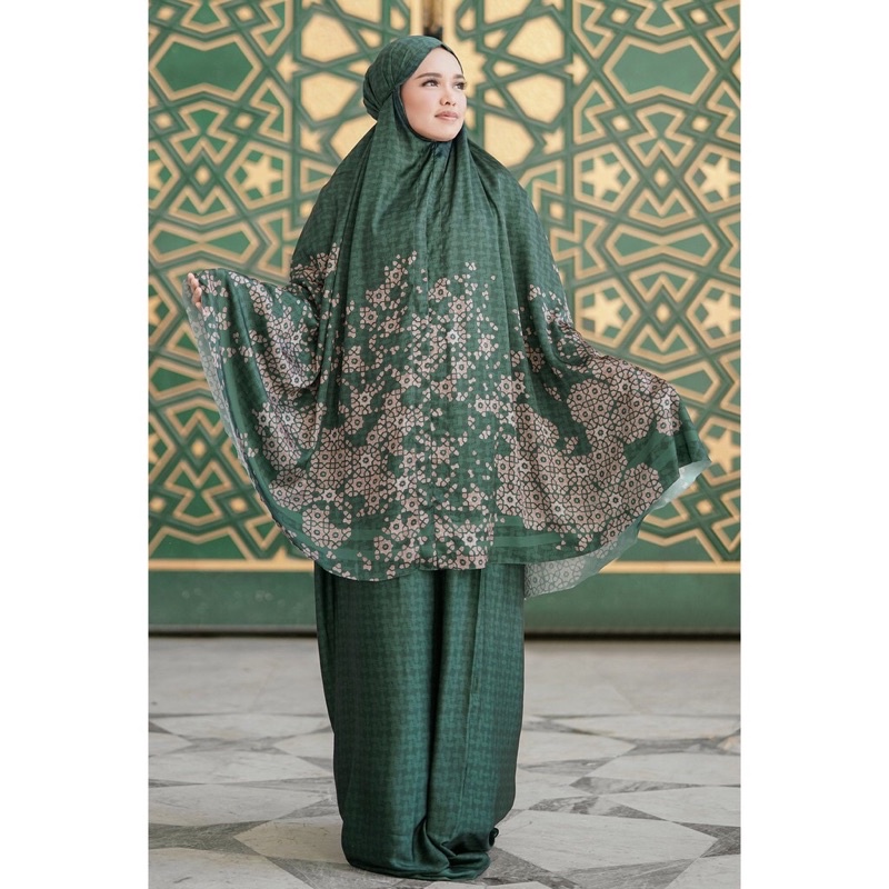 buttonscarves haramain prayer robe emerald