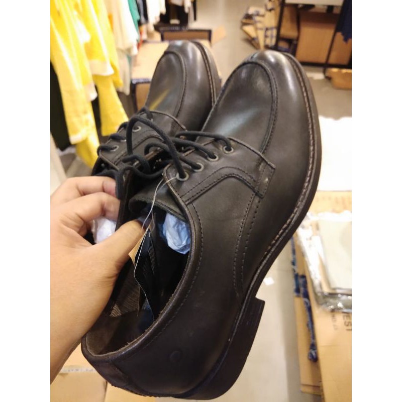 sale upto 90% formal shoes democrata