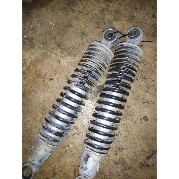 Shock Belakang Megapro Hiu original