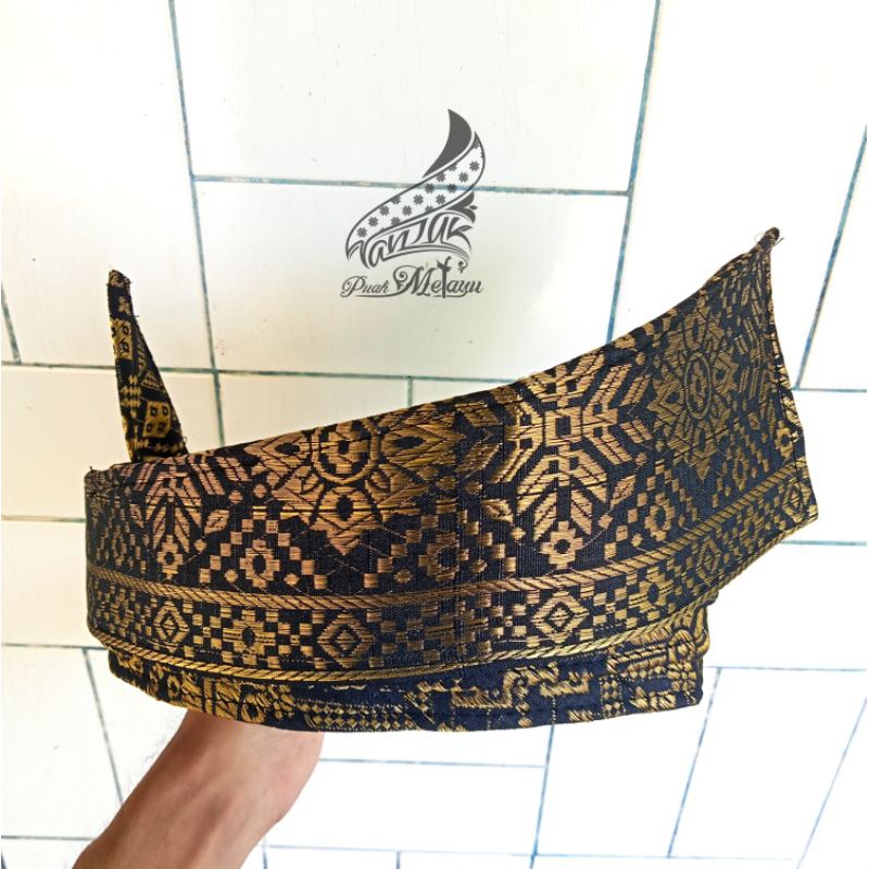 Tanjak melayu hitam gold