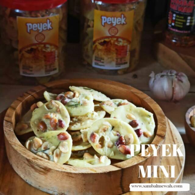 

Peyek kacang mini gurih dan renyah