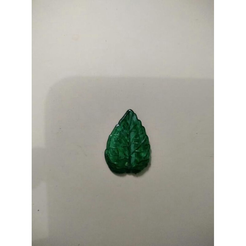 daun akrilik anggur kode S32