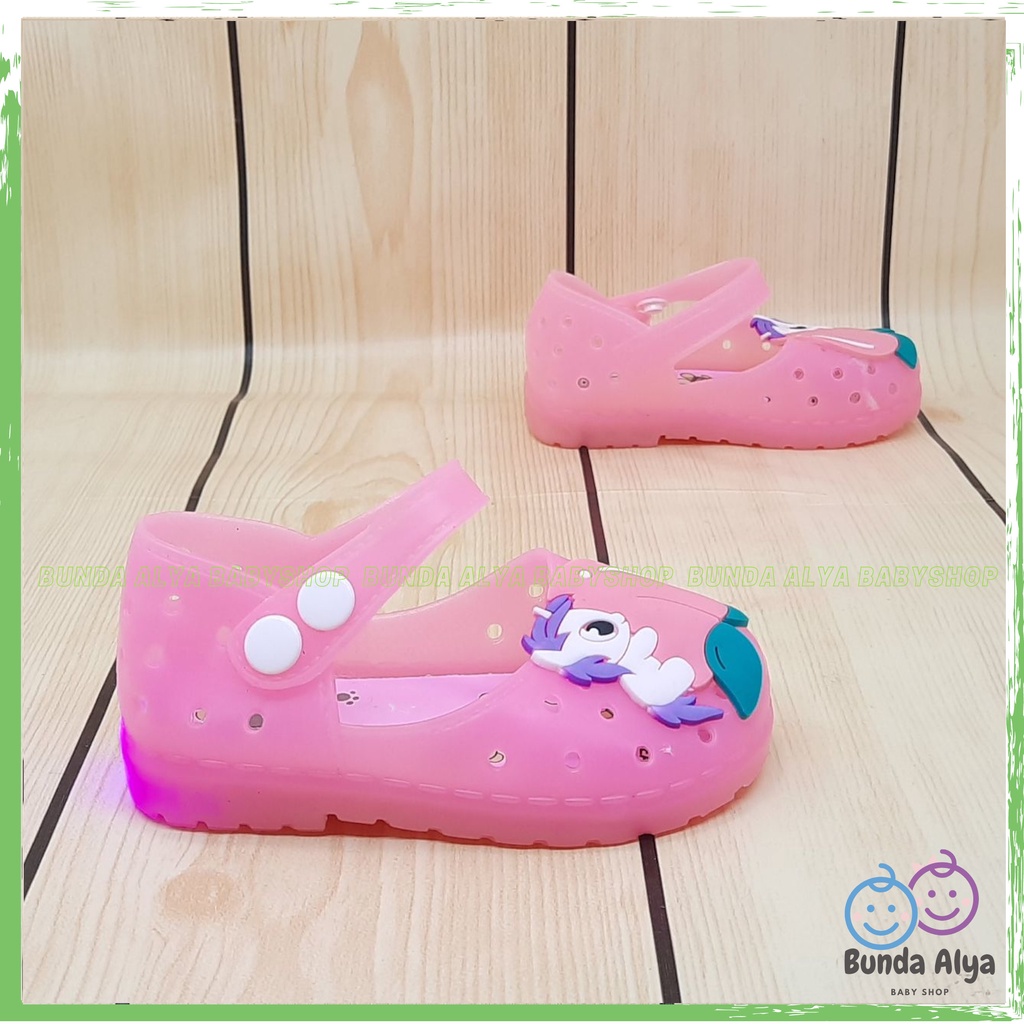 Sepatu Anak Perempuan Jelly LED Usia 6 Sampai 12 Bulan PINK Sepatu Anak Cewek Motif Kuda Pony Lucu Sepatu Karet Elastis Bisa Menyala Size 18-23