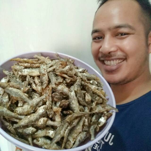 

Ikan bilih balado