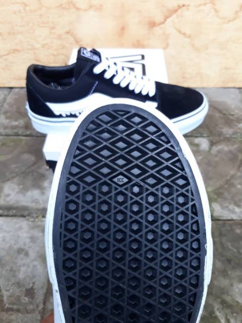 VANS OLD SKOOL MEGICALMOSH MISFIT BLACK WHITE PREMIUM BNIB MADE IN CHINA Waffle ICC