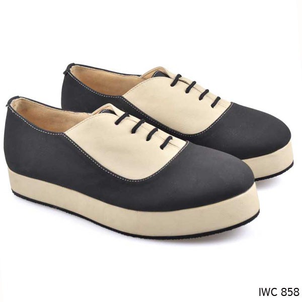 Sepatu Dokmar Wanita kode IWC 858