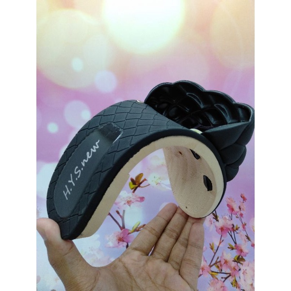 [PIKU] Sandal Flat Wanita Casual Sendal Jelly Slip Ulir Merk H.Y.S