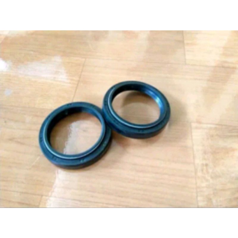 Seal Shock depan Minerva megelli 250cc xroad 150s maddas