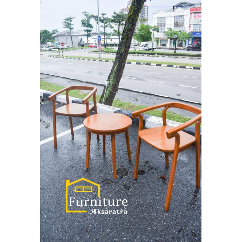 Meja Teras Halaman Rumah ( Meja kursi teras outdoor)