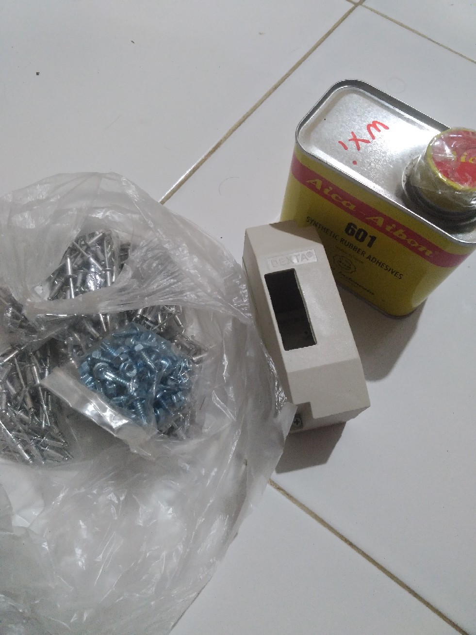 Baut Baja Ringan 10 X 16 Isi 50 Pcs | Baut Roofing 10 X 16 Isi 50 Pcs
