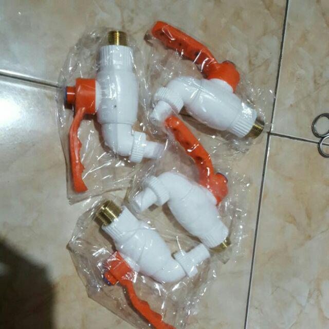 Kran Keran Air Tembok Model Taman Kuningan Body Plastik Merk New Soligen