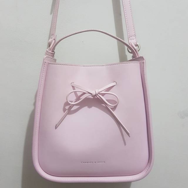 Preloved Tas Charles & Keith Baby Pink Ori Counter