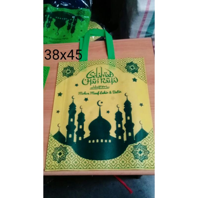 

Tas Spunbond idul fitri 38x45. Tas sembako
