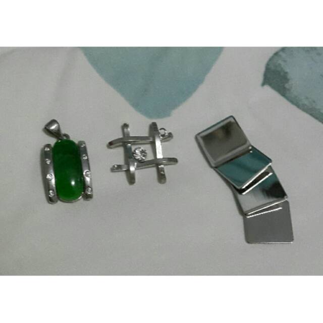 Liontin Giok Cantik Import Cina