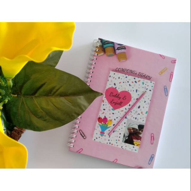 

Agenda custom isi 100 lembar