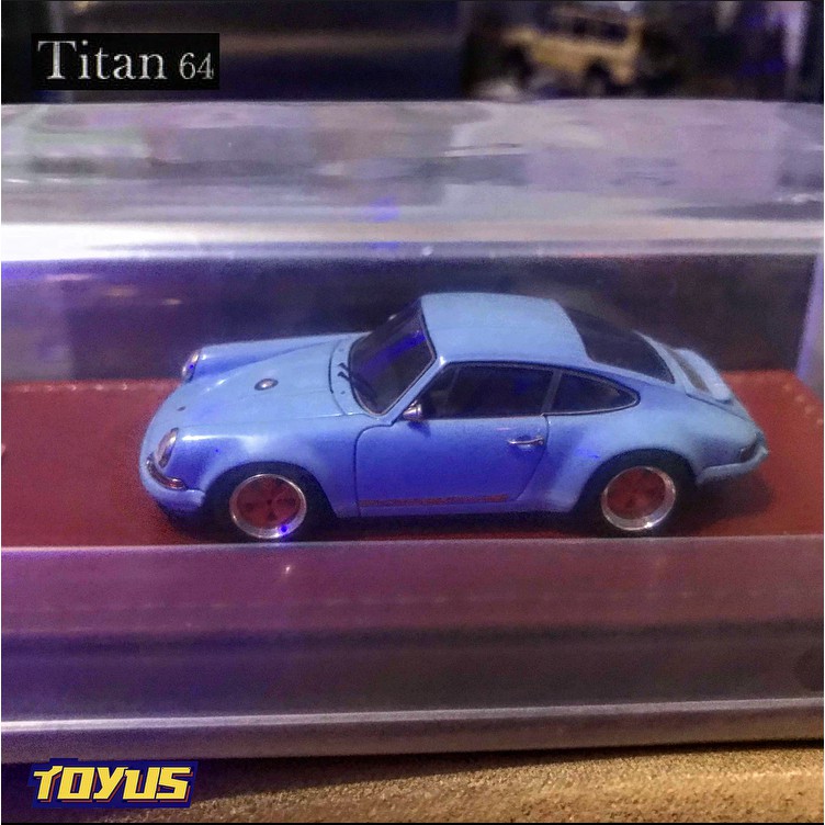 Make Up Titan 64 - TM001A SINGER PORSCHE COUPE 911 964 GULF BLUE