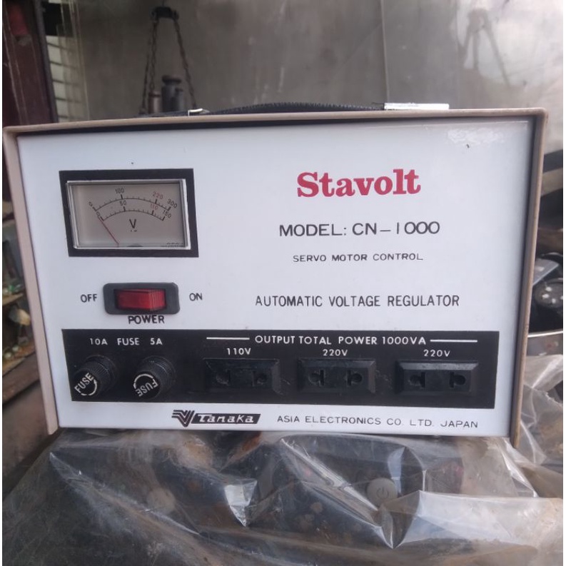 Stavol Automatic Voltage Regulator 1000Va Made in japan