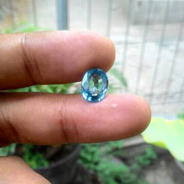 Natural blue zircon 4.49 cts no treatment clean. Batu permata asli harga murah memo GRI