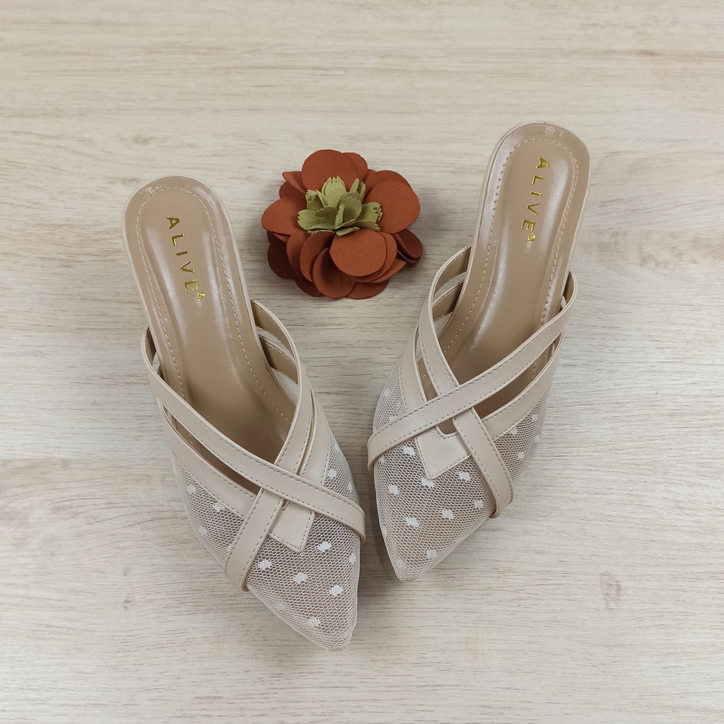 VITASHA SANDAL WANITA HIGH HEELS 5cm JALA BROKAT KOREA TERLARIS