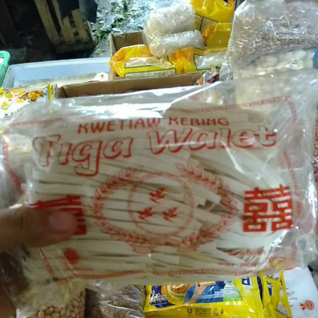

Kwetiaw kering 3 walet