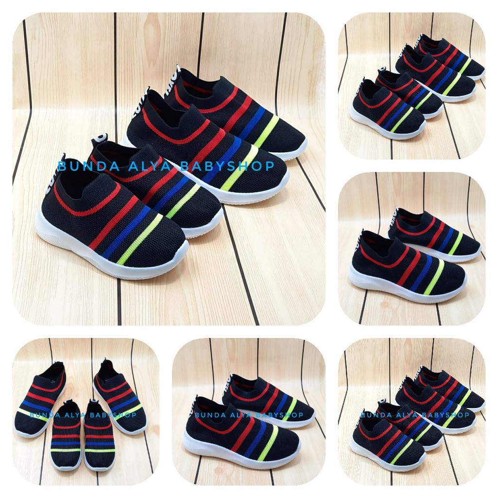 Sepatu Anak Perempuan IMPORT Umur  1 2 3 4 5 6 Tahun Premium Lentur HITAM Sale Sepatu Anak Cewek Cowok Sport Lentur Sporty Nyaman Di Kaki Alas Karet Anti Licin Size 21 - 32