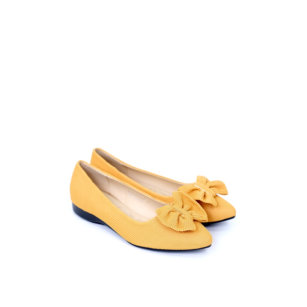 yellow leather flats