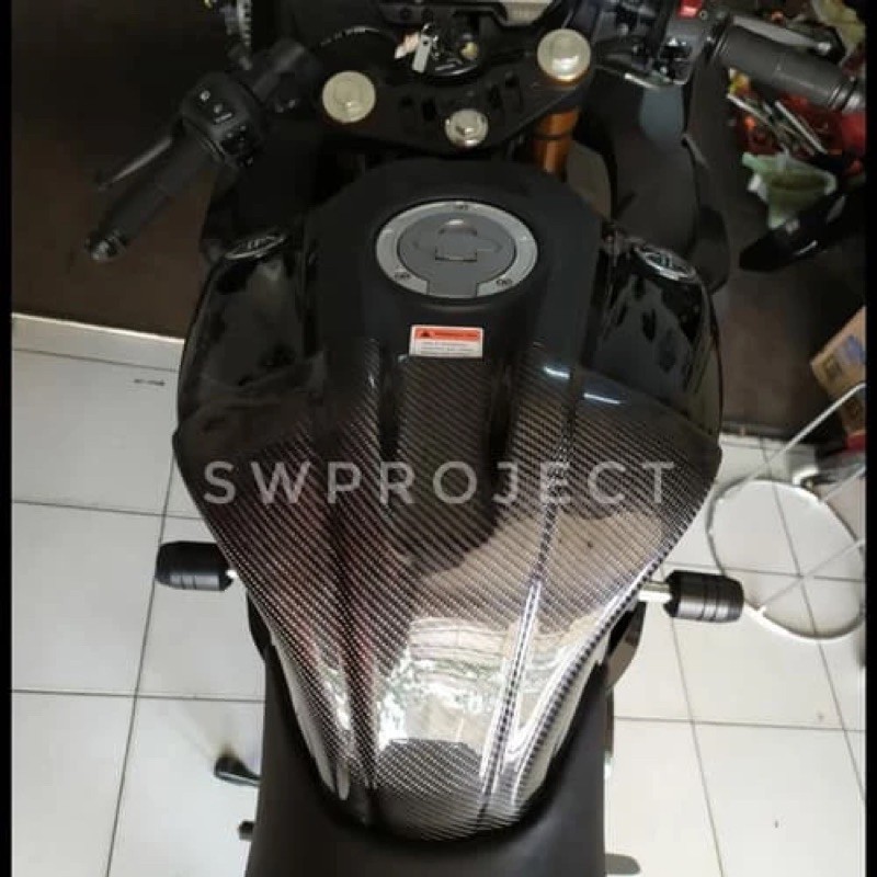Half Tankpad Carbon Kevlar Yamaha R15 V3