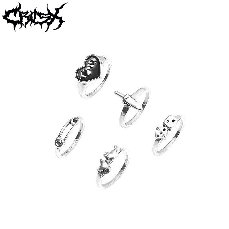 5PCS SWORD RING SET / HIP HOP PUNK SILVER METAL RING SET / CINCIN SET 5 IN 1 VINTAGE LOVE RING DICE RING PIN RING CINCIN PEDANG CINCIN DADU HATI CINCIN COUPLE RING KOREAN STYLE RING CINCIN STYLE KOREA CINCIN AESTHETIC RING CINCIN PRIA CINCIN WANITA