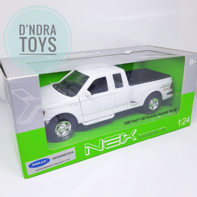 Diecast Miniatur Mobil Cadillac ESCALADE EXT - Die Cast Mobilan Welly Skala 1:24