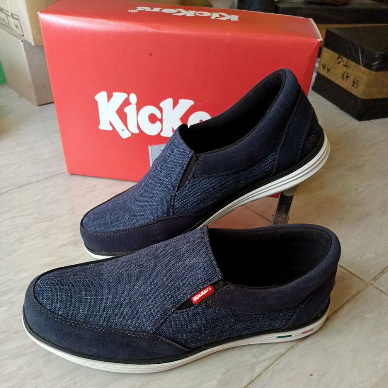 Sepatu santai pria sepatu casual slip on solnya ga licin