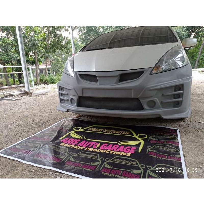 Bemper depan jazz ge8 model Mugen tahun 200-2012