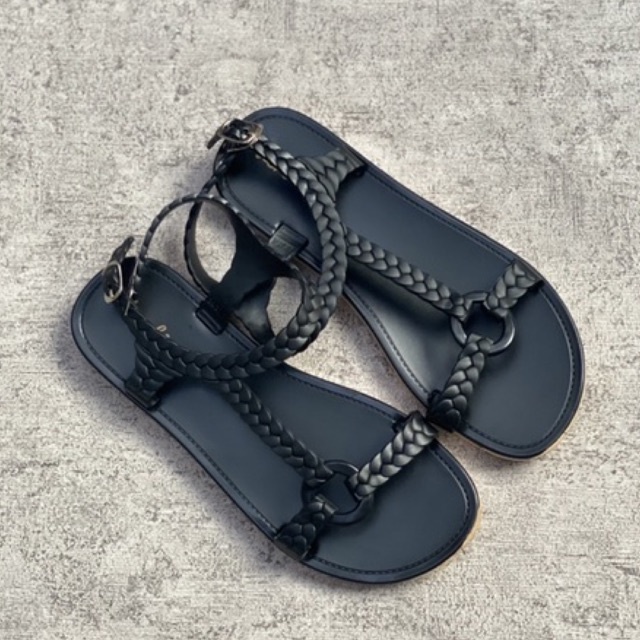 Verotino Sandal Tali Anyam 753