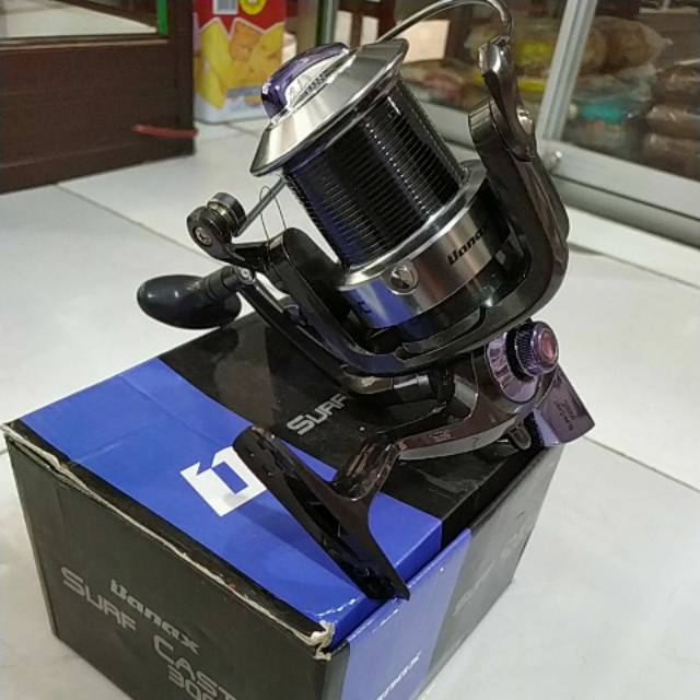 Reel Banax surf cast 3000c