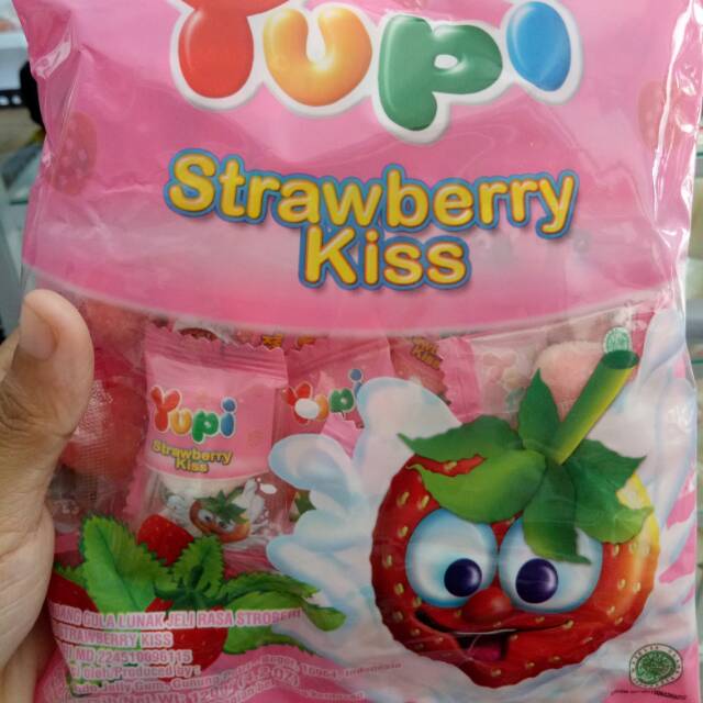 

Permen Yupi Strawberry Kiss