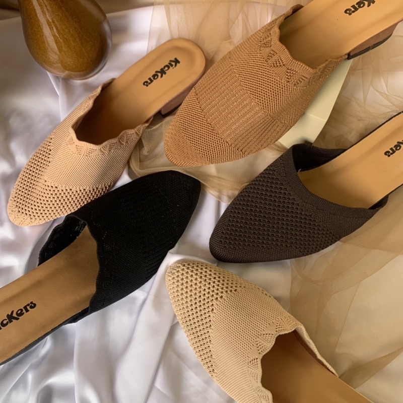 (HARGA PROMO = PACKING TANPA KARDUS) sendal rajut Heels wanita Korea motif formal Heels slop terlaris Imelda heels SANDAL WANITA MULES MURAH SELOP FLIP FLOP SANDAL PEREMPUAN BUSTONG Sandal Wanita Teplek Tali Mules Murah Selop / Slop Karet Kekinia